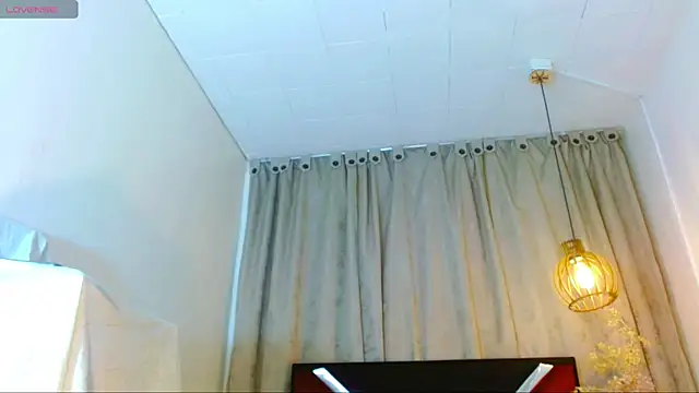 katha Crawford online show from March 29, 7:58 pm