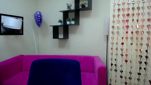 babysue89 online show from March 3, 8:38 am