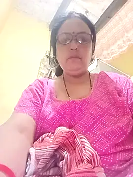 Snapshot of Kiyara8 chatting on March 4, 11:32 pm Kiyara8 online show from March 4, 11:32 pm