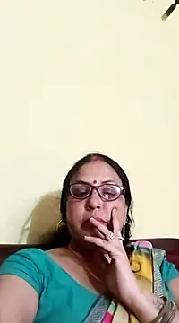 Snapshot of Kiyara8 chatting on March 18, 8:14 am Kiyara8 online show from March 18, 8:14 am