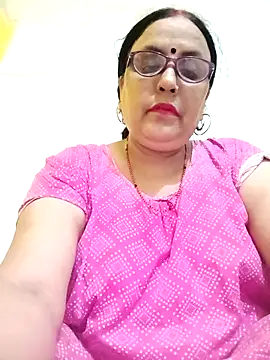 Snapshot of Kiyara8 chatting on October 4, 7:06 am Kiyara8 online show from October 4, 7:06 am