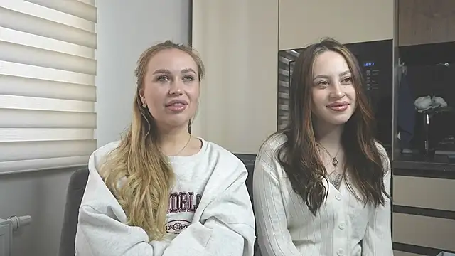 girlstirp online show from February 23, 7:55 am