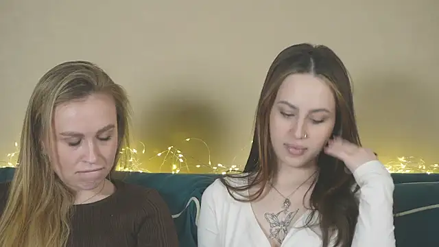 girlstirp online show from March 1, 12:23 pm