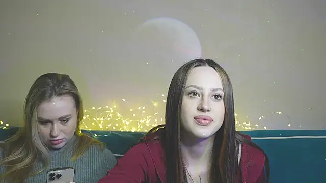 girlstirp online show from March 10, 6:59 am