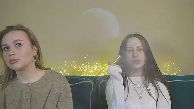 girlstirp online show from March 12, 8:30 am