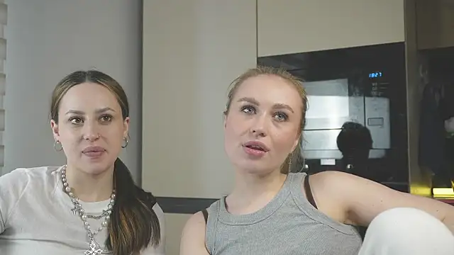 girlstirp online show from March 14, 9:35 am