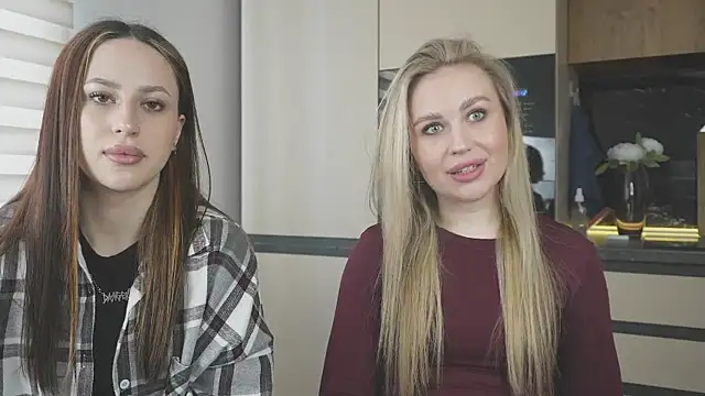 girlstirp online show from March 15, 7:20 am