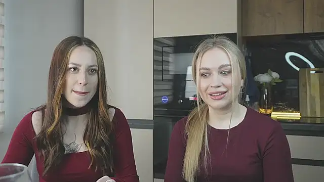 girlstirp online show from March 16, 6:53 am