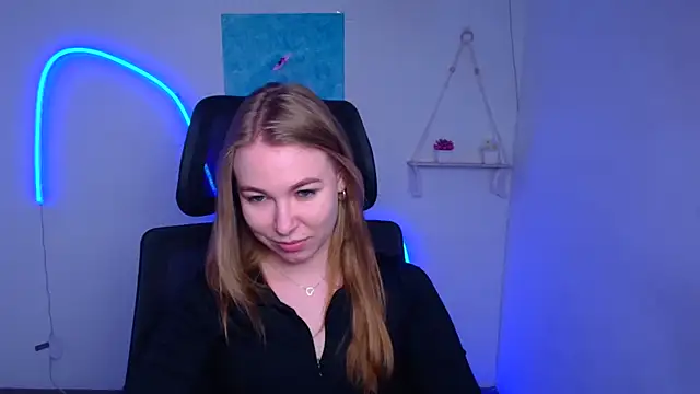 Snapshot of Dana_flowers chatting on February 5, 12:54 pm Dana flowers online show from February 5, 12:54 pm