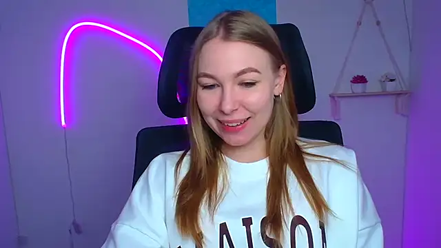 Snapshot of Dana_flowers chatting on February 21, 6:36 am Dana flowers online show from February 21, 6:36 am