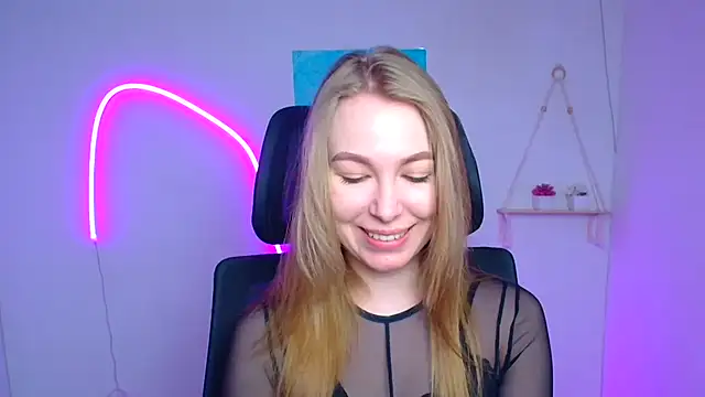 Snapshot of Dana_flowers chatting on February 26, 6:23 am Dana flowers online show from February 26, 6:23 am