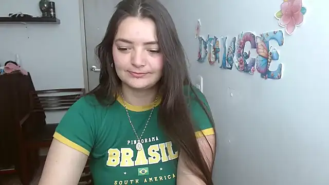 dulce  222 online show from September 8, 6:29 pm