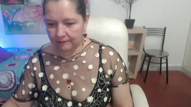 leonela 69 online show from March 3, 3:41 am