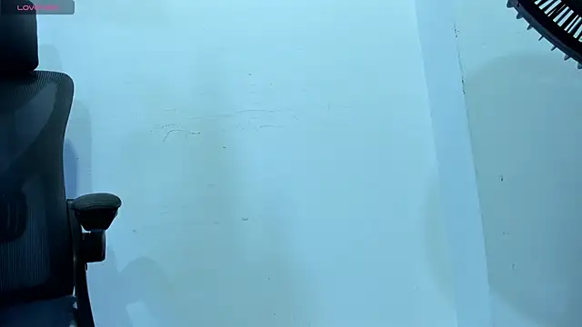 EmiliaRose  online show from October 9, 9:02 pm