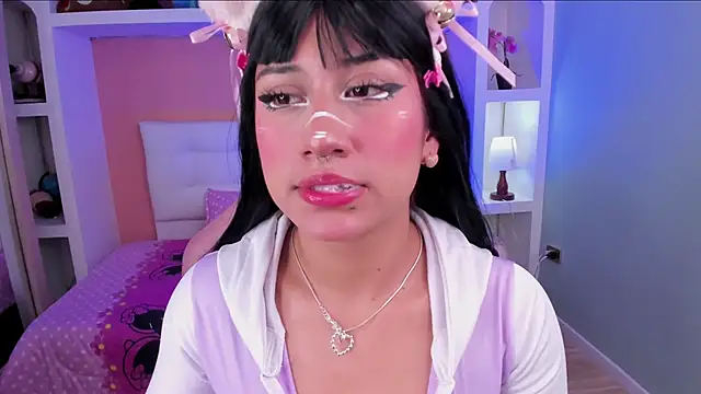 miss   megan online show from December 23, 2:20 am