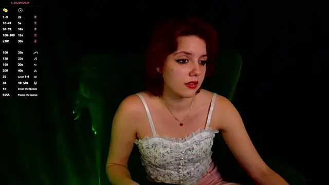 AmyGuerrero online show from October 1, 1:28 pm
