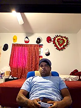 guajiro276565 online show from May 1, 8:57 pm