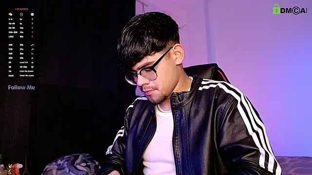 Snapshot of isaac-saenz chatting on November 7, 10:32 pm isaac-saenz online show from November 7, 10:32 pm