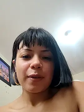 Snapshot of ZafiroKlein chatting on February 24, 10:03 pm ZafiroKlein online show from February 24, 10:03 pm