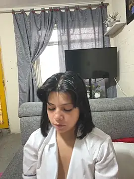 Snapshot of ZafiroKlein chatting on September 18, 10:01 pm ZafiroKlein online show from September 18, 10:01 pm