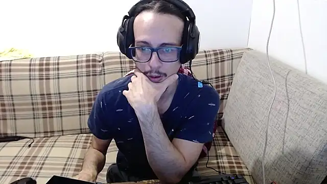 cholitohermoso online show from June 20, 2:31 pm