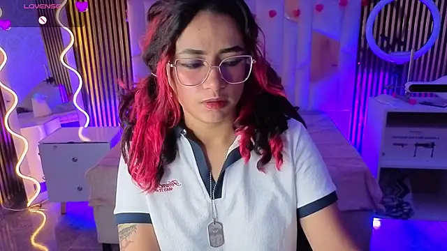 kristen tay online show from March 31, 3:19 am