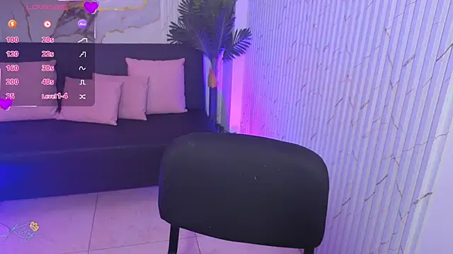 kristen tay online show from April 17, 3:09 am