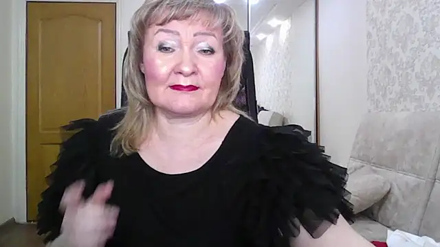 Snapshot of Victoria_secrets_ chatting on March 2, 7:15 am Victoria secrets online show from March 2, 7:15 am