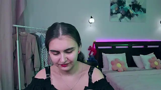 GabriellaMays online show from March 1, 8:34 am