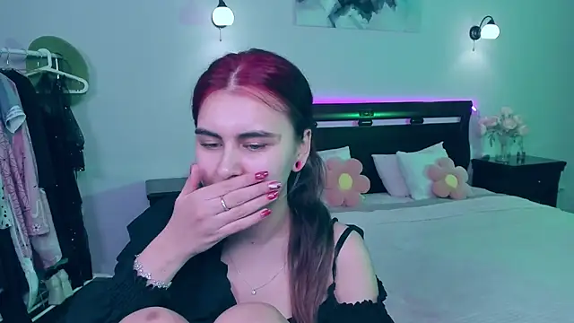 GabriellaMays online show from March 12, 8:19 am