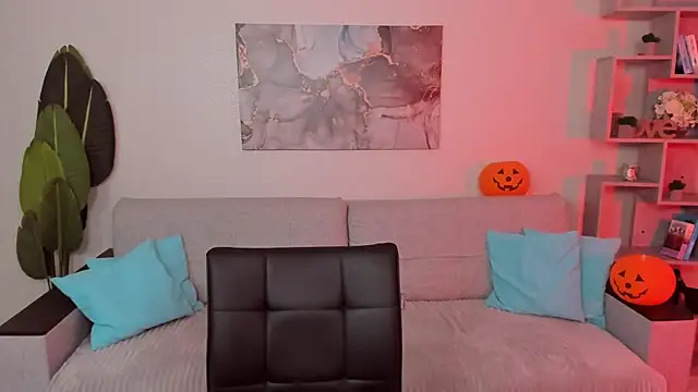 GabriellaMays online show from November 7, 5:07 am