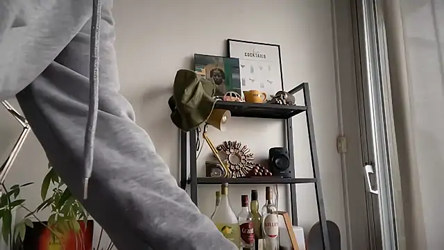 Snapshot of MikymikeBBWD chatting on November 14, 10:47 am MikymikeBBWD online show from November 14, 10:47 am