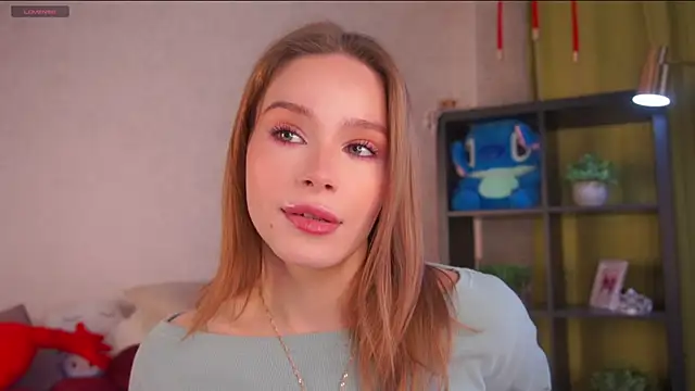 TaiteBayles online show from April 10, 1:55 am