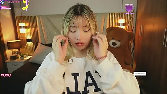 Julieta priv online show from February 4, 2:23 pm