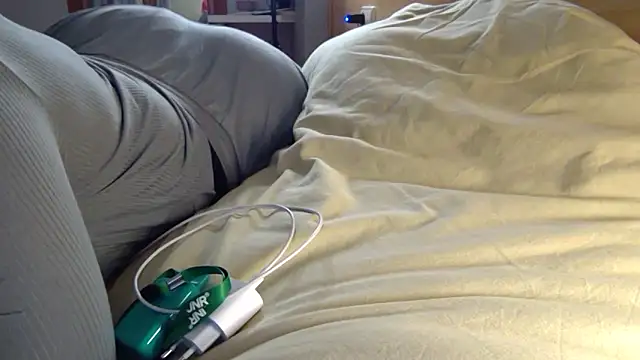 Snapshot of Halima_misshotpussy13 chatting on February 15, 1:31 am Halima misshotpussy13 online show from February 15, 1:31 am