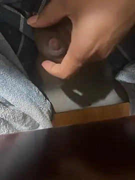 Snapshot of Slimlightrising chatting on March 5, 3:40 pm Slimlightrising online show from March 5, 3:40 pm