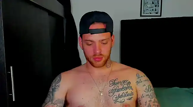 Snapshot of arnold_bekam chatting on March 23, 5:32 am arnold bekam online show from March 23, 5:32 am