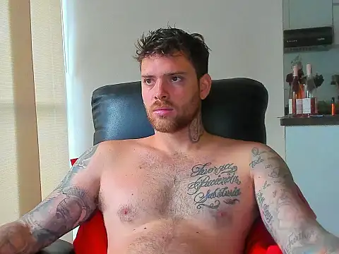 Snapshot of arnold_bekam chatting on April 16, 12:28 pm arnold bekam online show from April 16, 12:28 pm