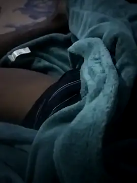 Snapshot of Sexnyobinyobi chatting on September 17, 9:38 pm Sexnyobinyobi online show from September 17, 9:38 pm