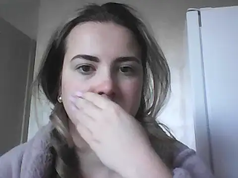 Snapshot of GoddessTenderness chatting on February 25, 5:52 am GoddessTenderness online show from February 25, 5:52 am