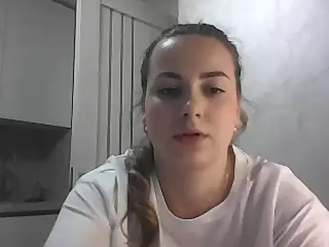 Snapshot of GoddessTenderness chatting on February 26, 8:44 pm GoddessTenderness online show from February 26, 8:44 pm