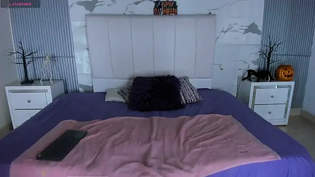 JanickBaker online show from October 7, 12:13 pm