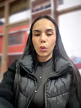 Snapshot of Naatalia chatting on October 18, 9:48 pm Naatalia online show from October 18, 9:48 pm