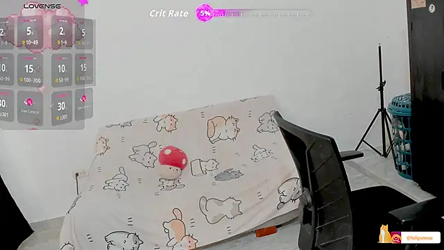 Naoko 7w7 online show from October 15, 10:10 pm