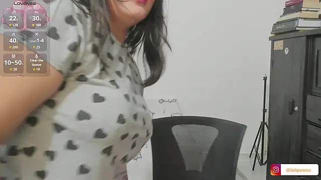 Naoko 7w7 online show from March 31, 1:29 am