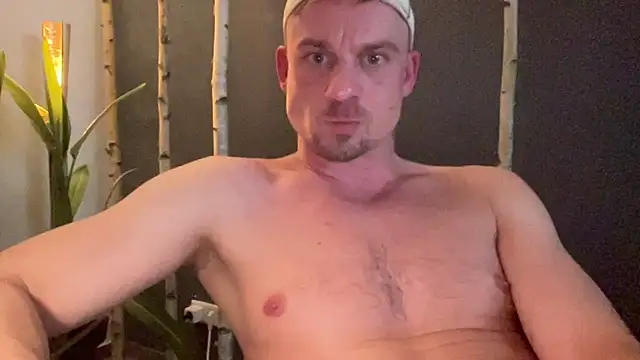 Hagener985 online show from March 3, 11:43 pm