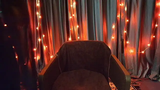 goldiwets online show from October 26, 7:14 am