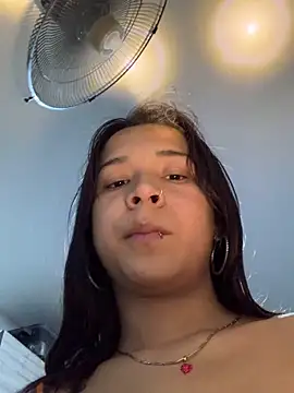 salome sofi online show from February 19, 8:33 am