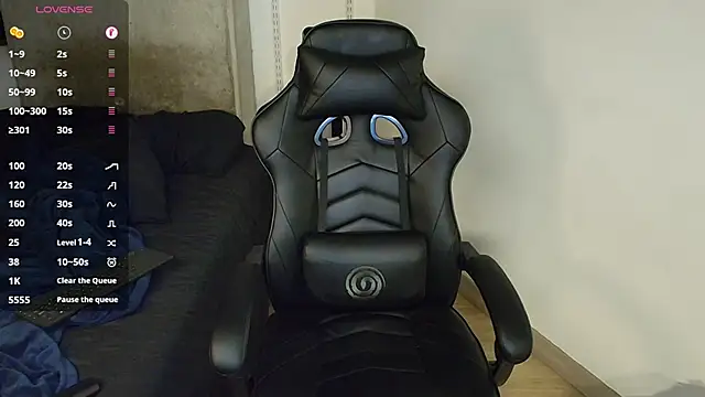 Snapshot of kevin_jef chatting on February 18, 4:03 pm kevin jef online show from February 18, 4:03 pm