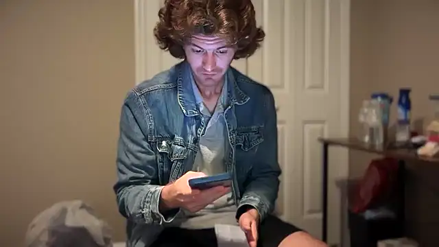 Snapshot of greekmythics chatting on October 22, 11:26 pm greekmythics online show from October 22, 11:26 pm